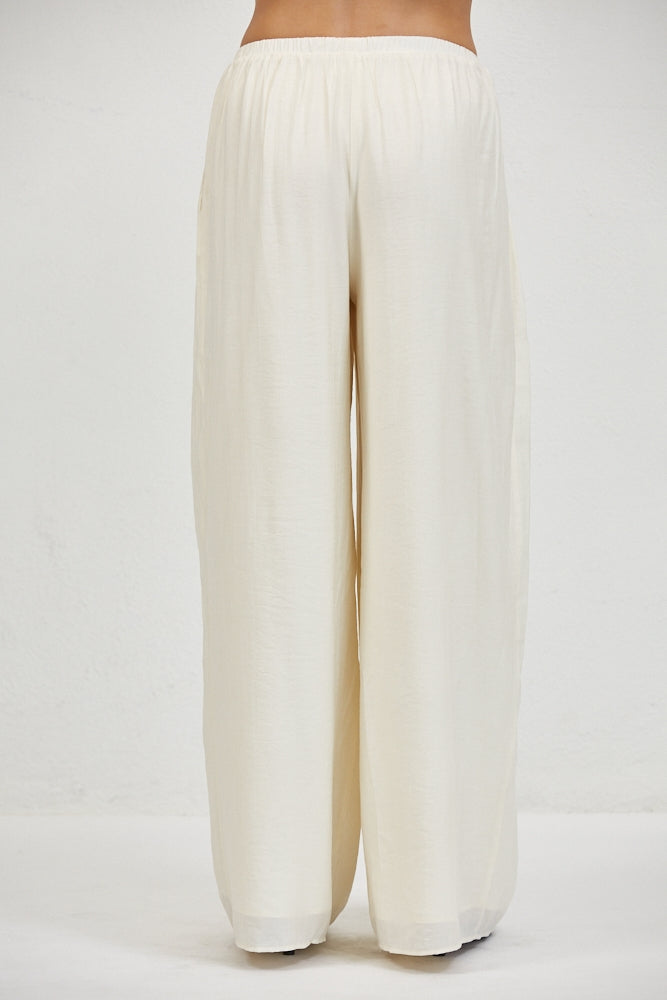 PW2022B1_IVORY