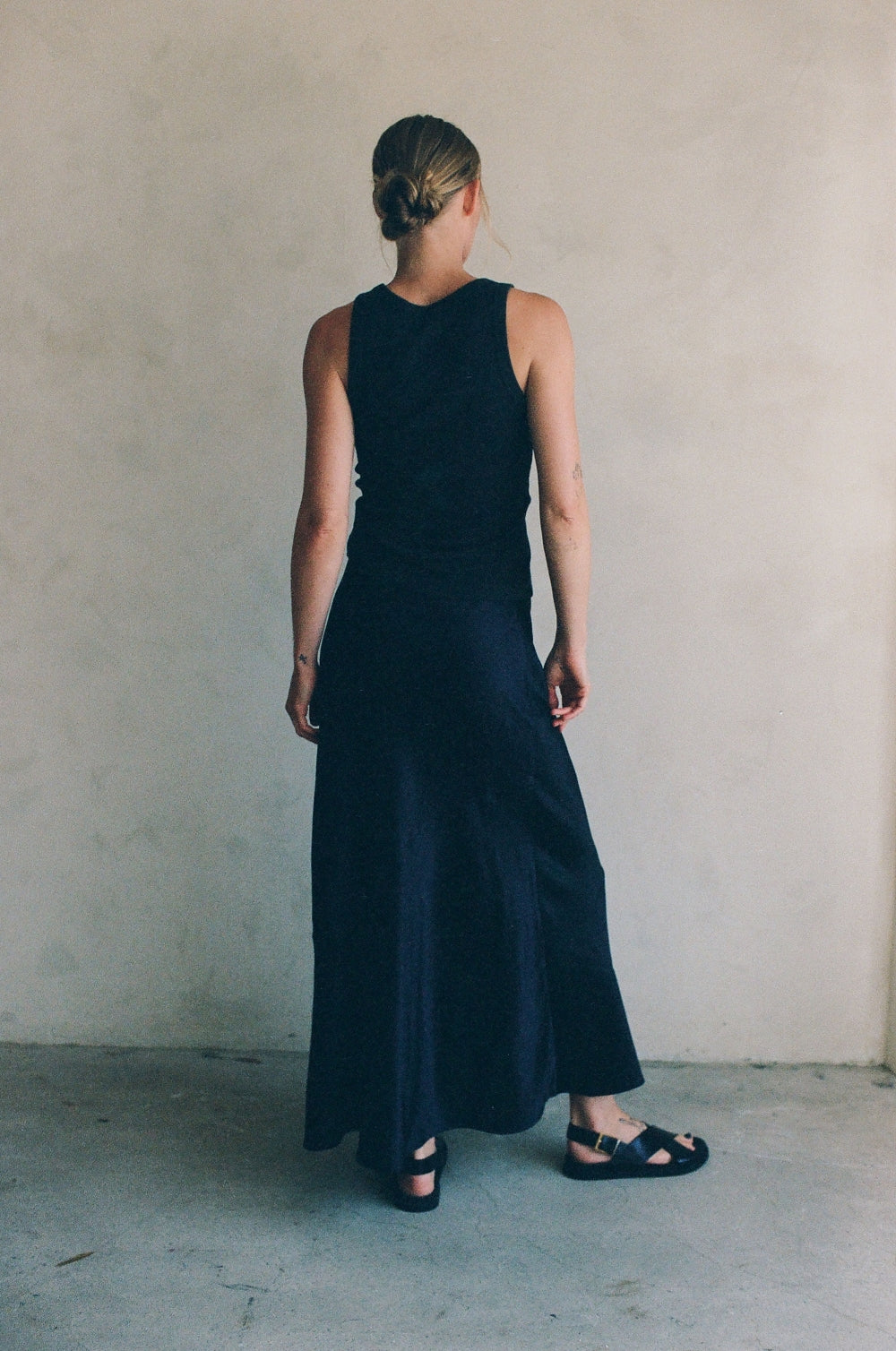AR1139_BLACK