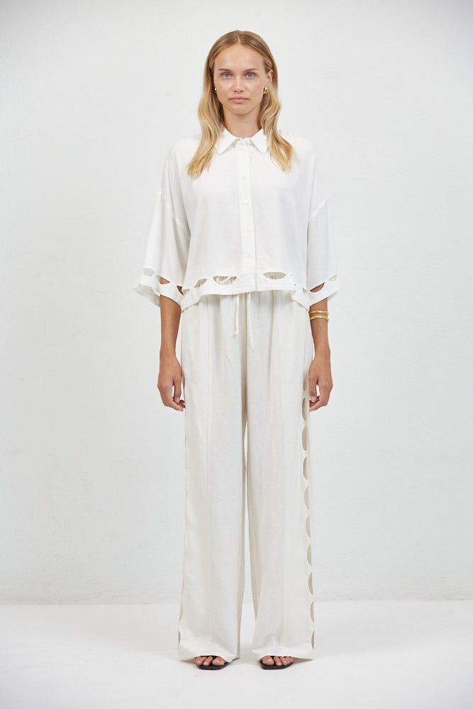 PL2022T1_OFF WHITE