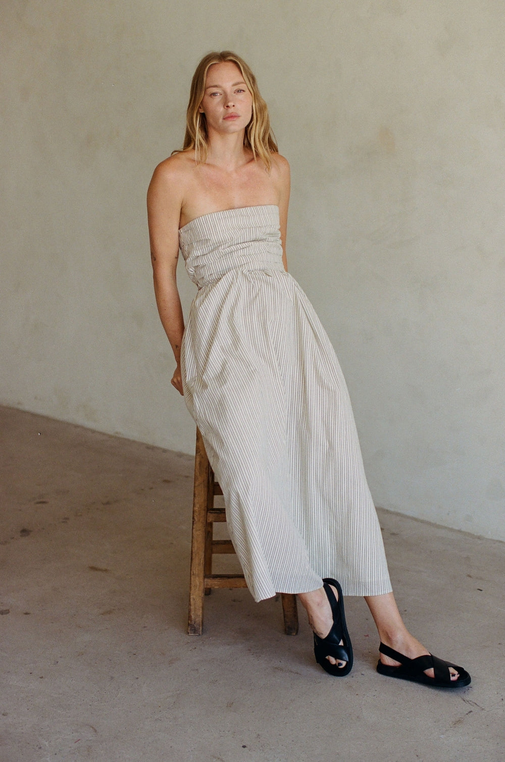 AR1132_NATURAL BLACK