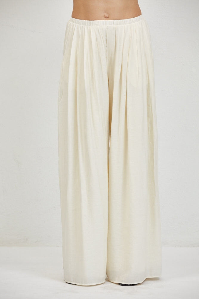 PW2022B1_IVORY