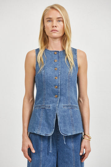 Adelin Vest