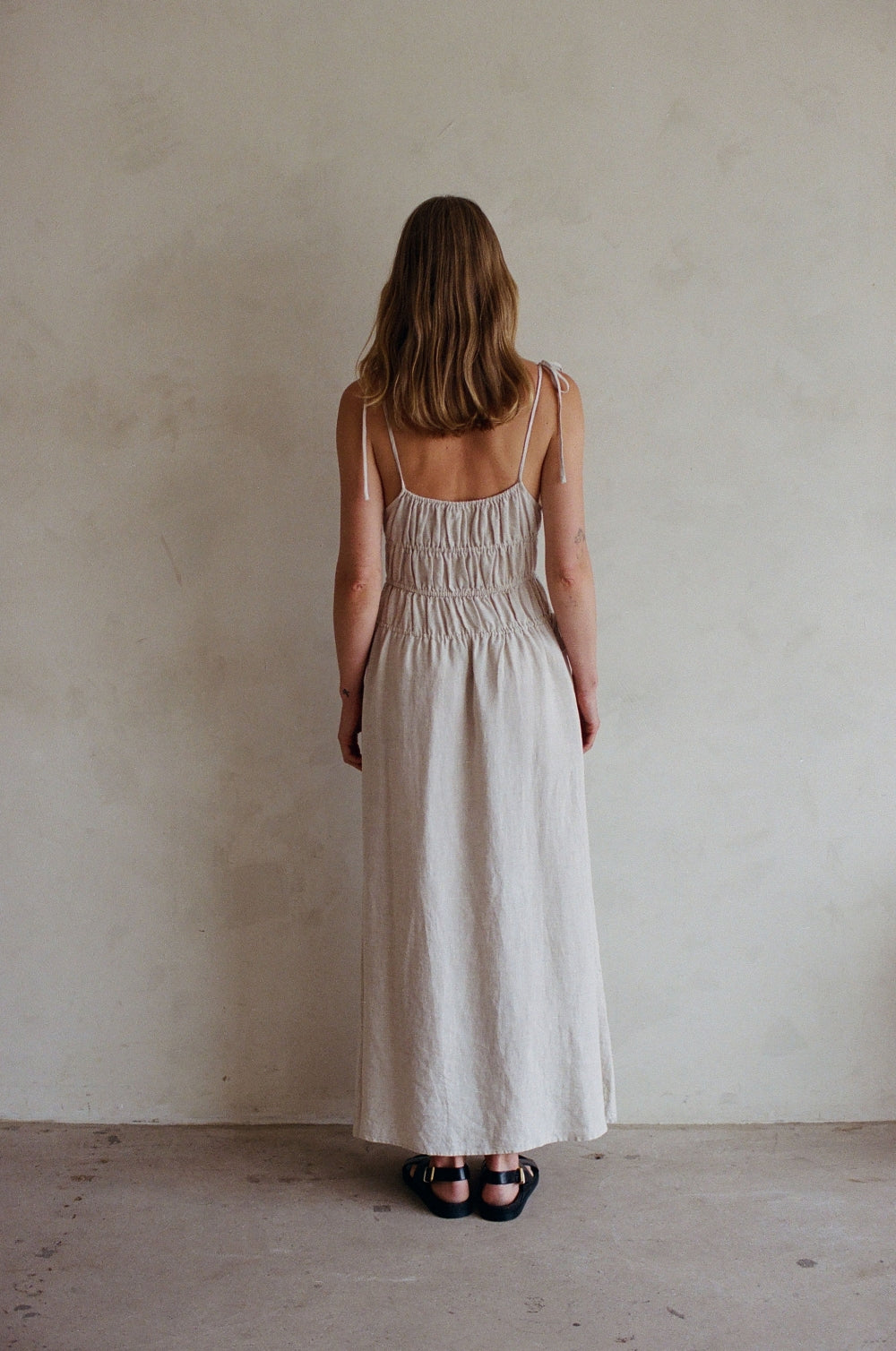 AR1144_LINEN