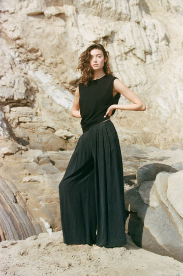 AW1010_BLACK